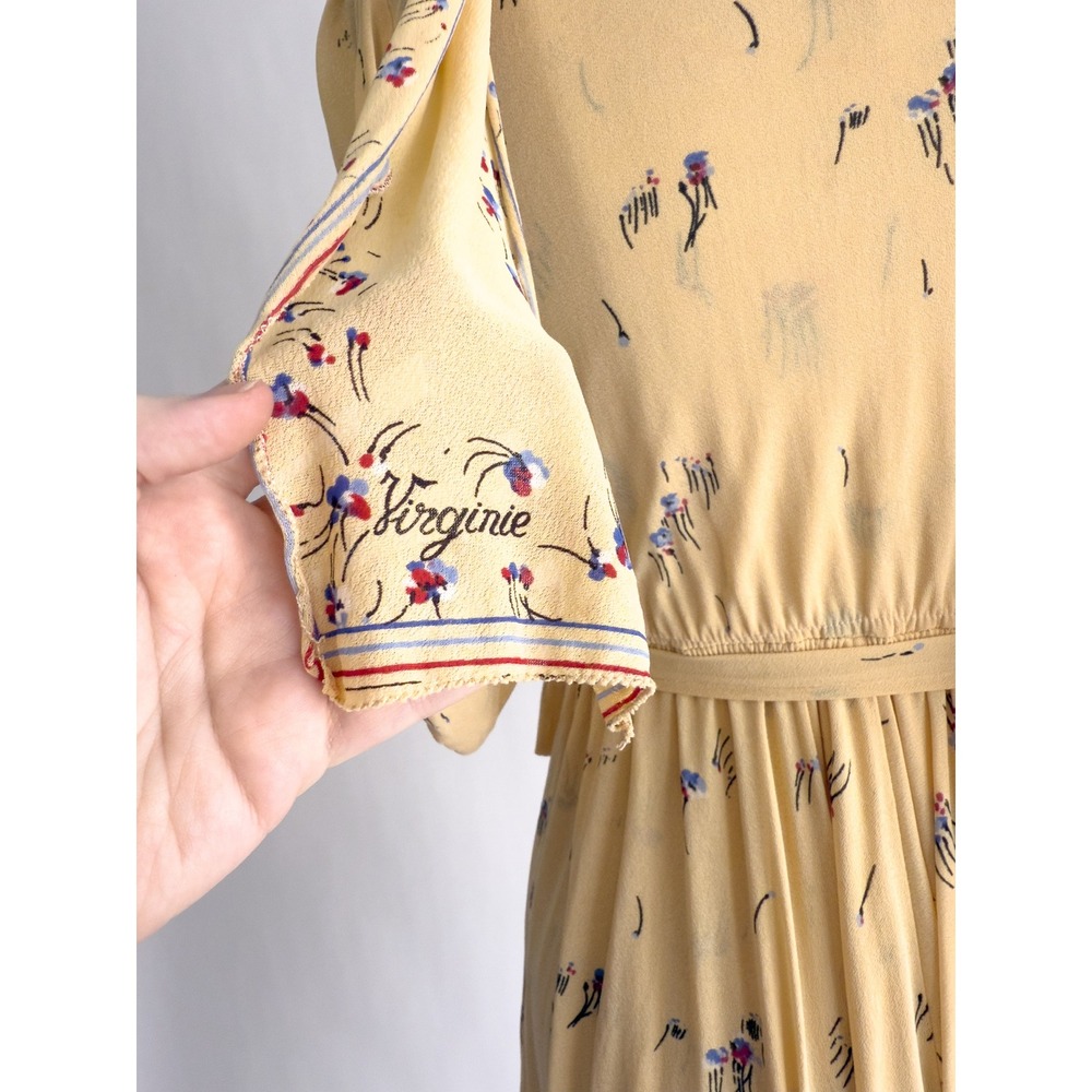 Virginie yellow floral vtg 70s‎ does 40s knee length dress - Picture 8 of 9